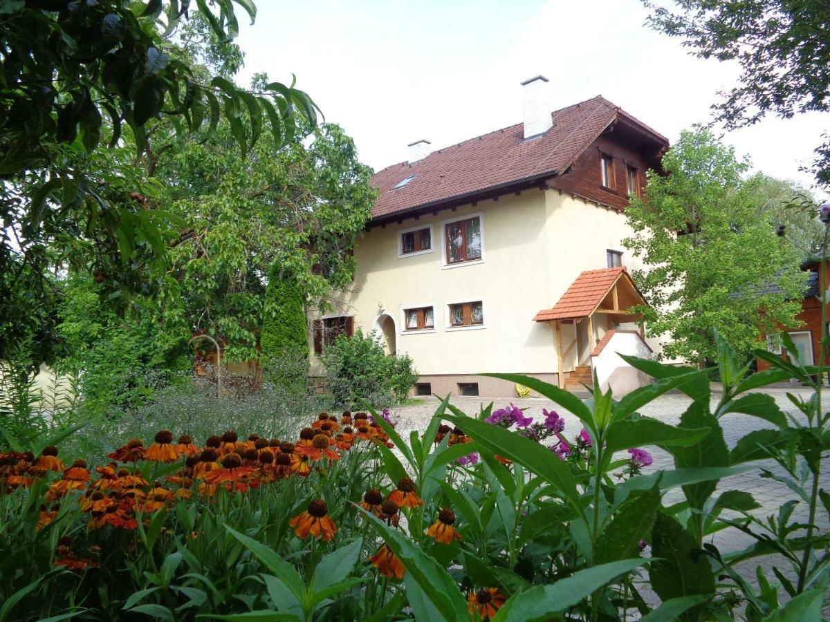 Apartments Himmelreich Ternitz Exterior photo